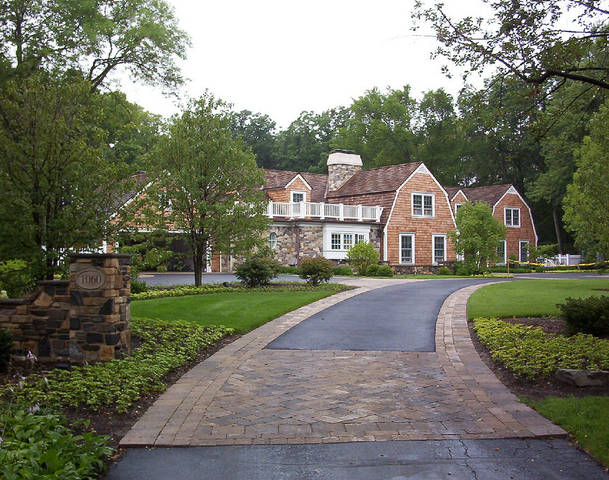 Paving a new driveway