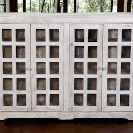 Cape Cod Vitrine Console