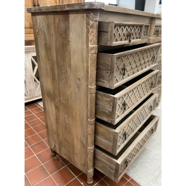 Country Farmhouse XL 12-Drawer Dresser - Image 7
