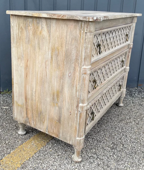 Rustic Farmhouse 3-Drawer Bachelor’s Chest - Image 4