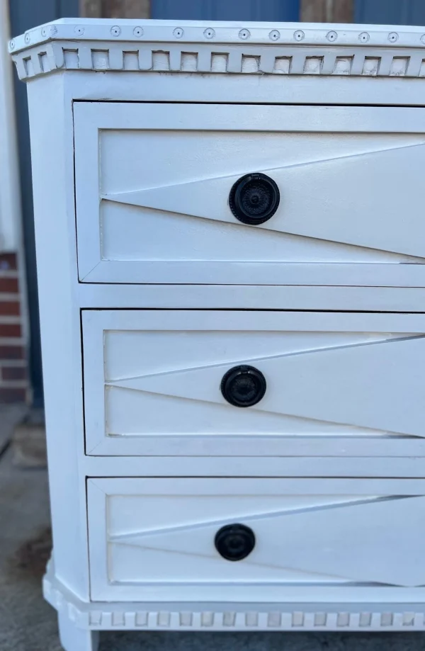 Coastal White Marquise Diamond 3-Drawer Chest - Image 3