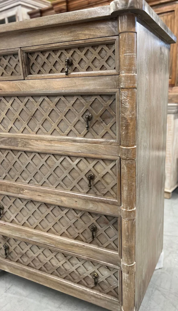 Country Farmhouse XL 12-Drawer Dresser - Image 2