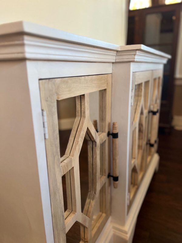 White Coastal Carved Mirror Door Credenza - Image 4