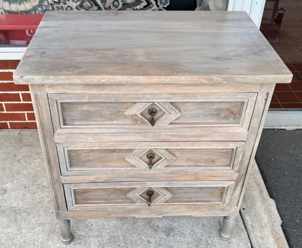 Coastal 3-Drawer Shanghai Nightstand - Image 2