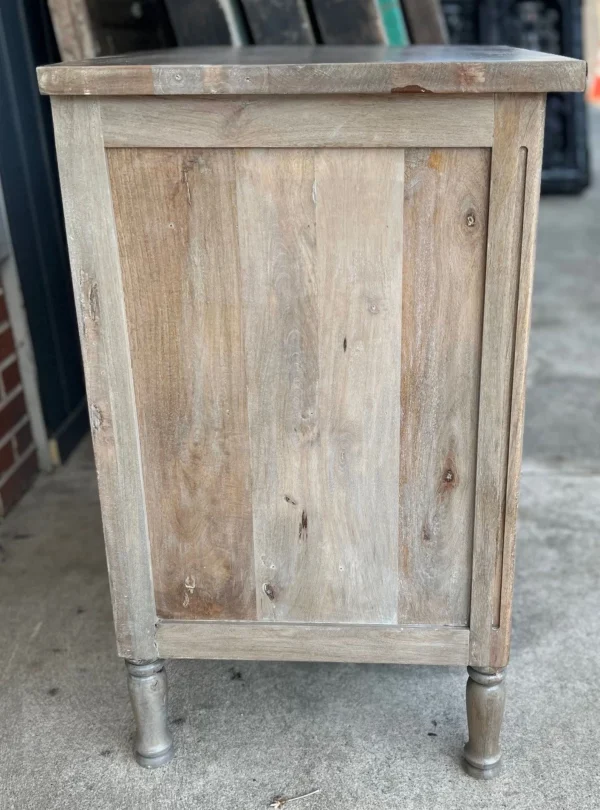 Coastal 3-Drawer Shanghai Nightstand - Image 8