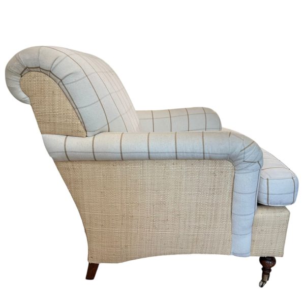 English Roll Arm Club Chair - Image 3
